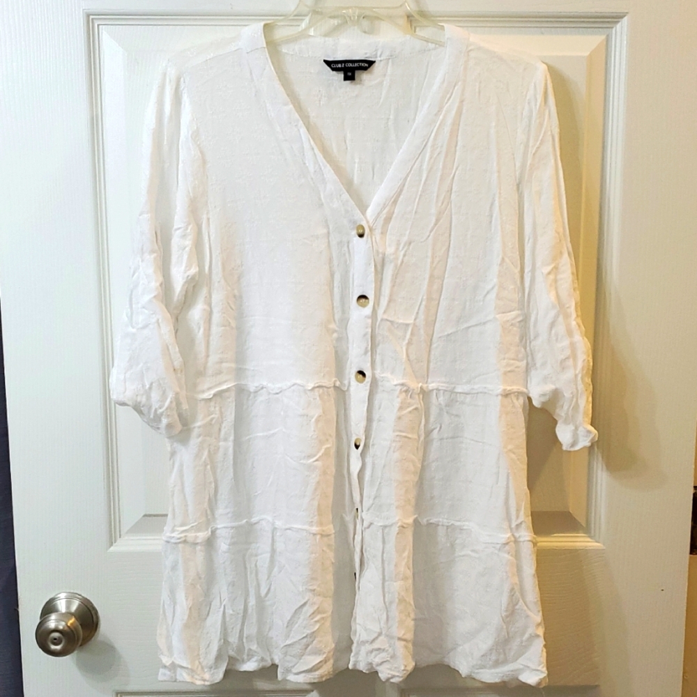 Club Z Collection Plus White Button-Up Women's Top 1x